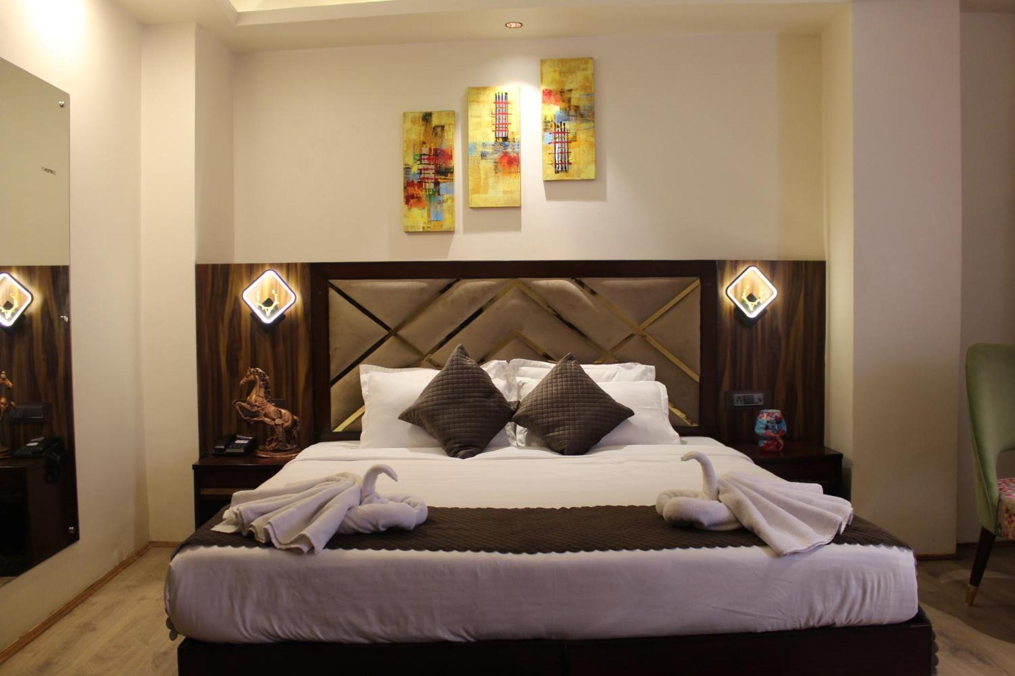 Hotel Cloud Social- Pure Veg ชิลลอง ภายนอก รูปภาพ